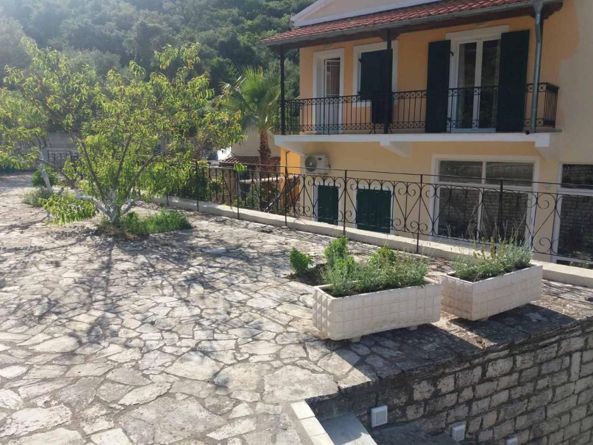 Appartement Lithino - 5min From The *