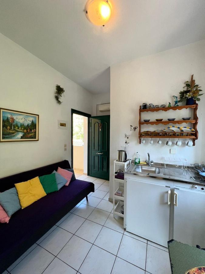 Lithino - 5min From The Appartamento Agios Ioannis Peristerion
